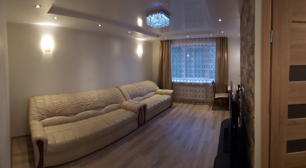 Lux Apartment Pärnu Esterno foto